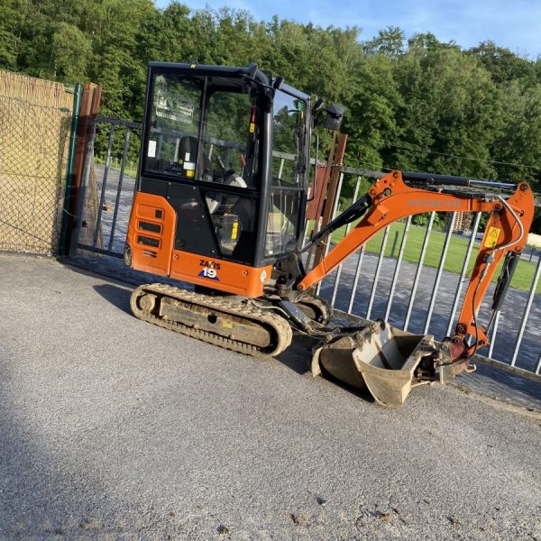Bagger 1,9 Tonnen Hitachi ZX19